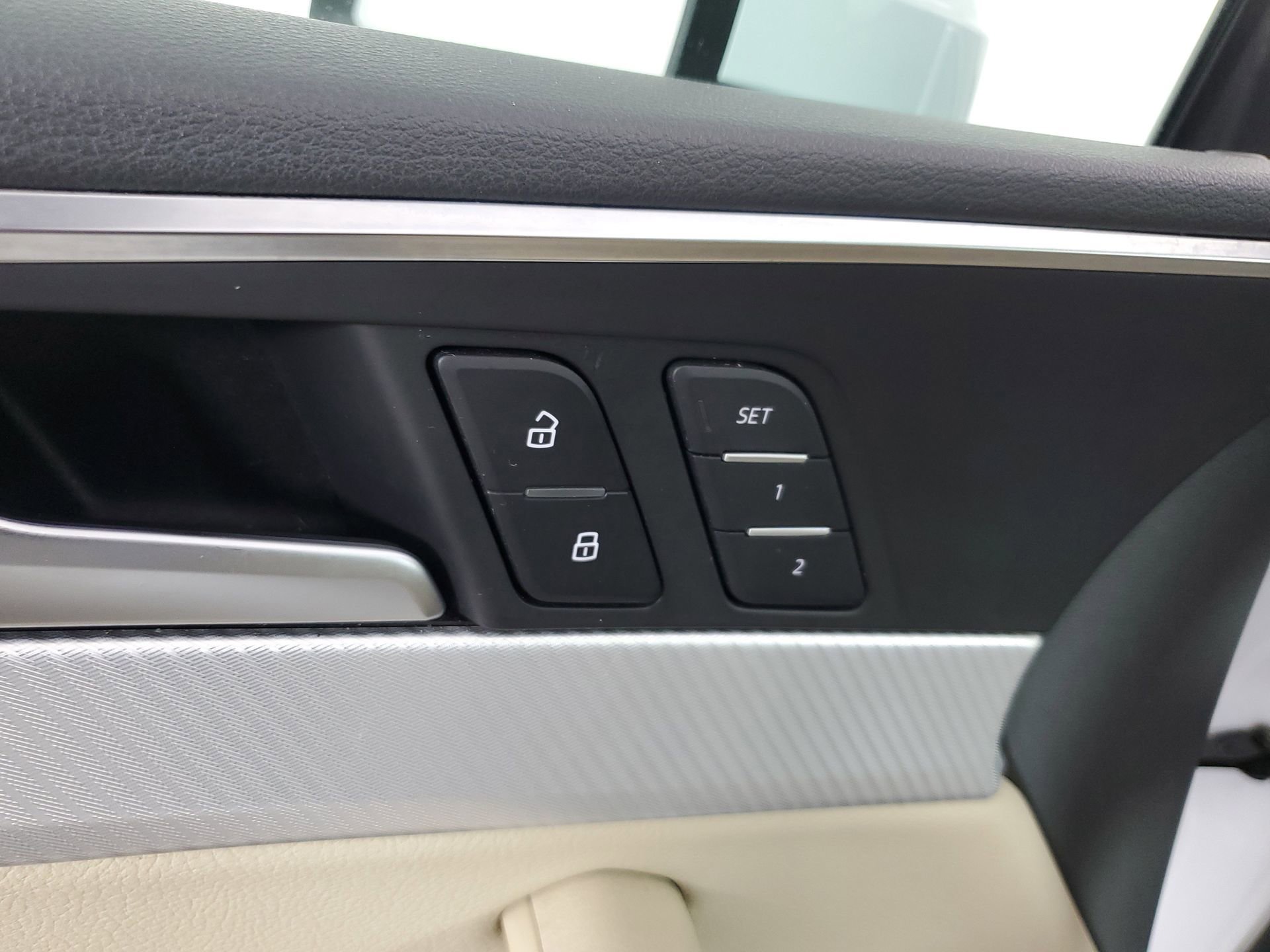 Used 2018 Audi A5 2.0T Premium w/ Convenience Package image 32