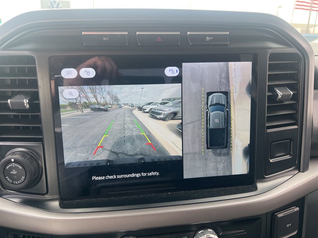 Used 2024 Ford F150 Lightning XLT image 32