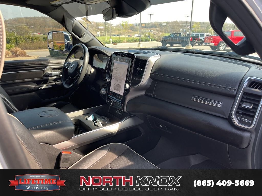 Used 2024 RAM 1500 Laramie AWD/4WD image 29