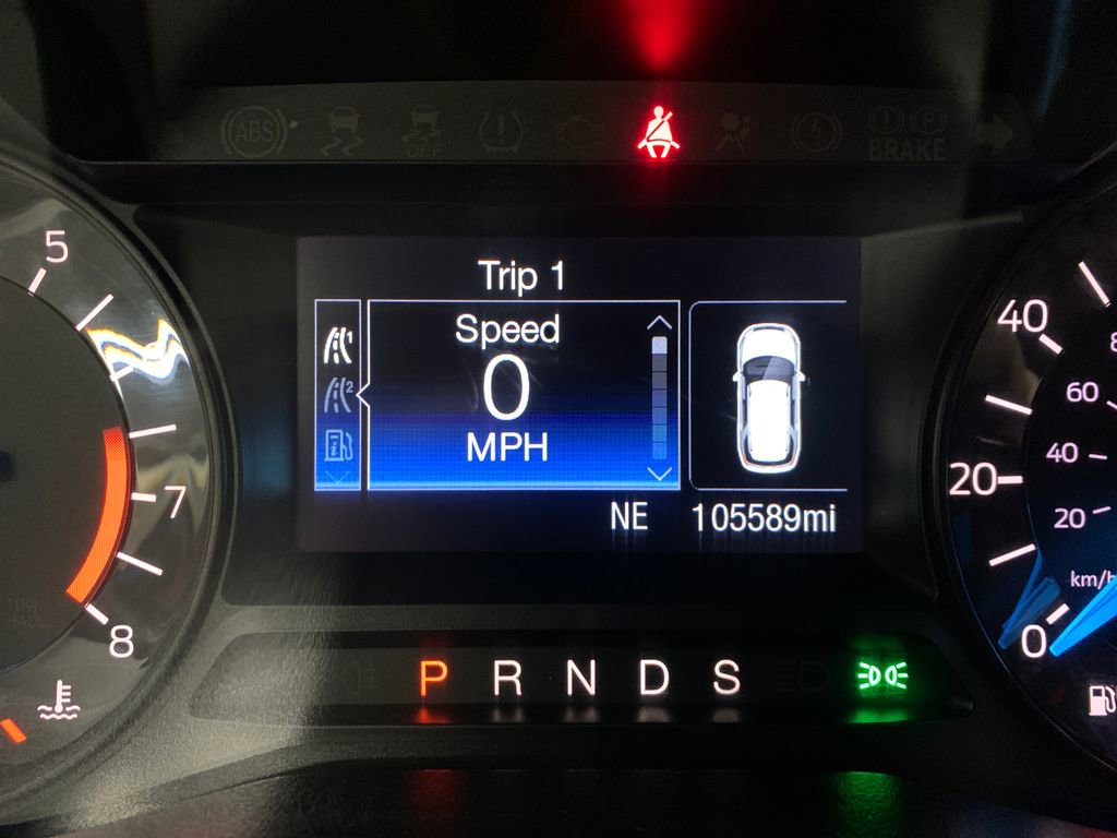 Used 2017 Ford Explorer XLT image 29