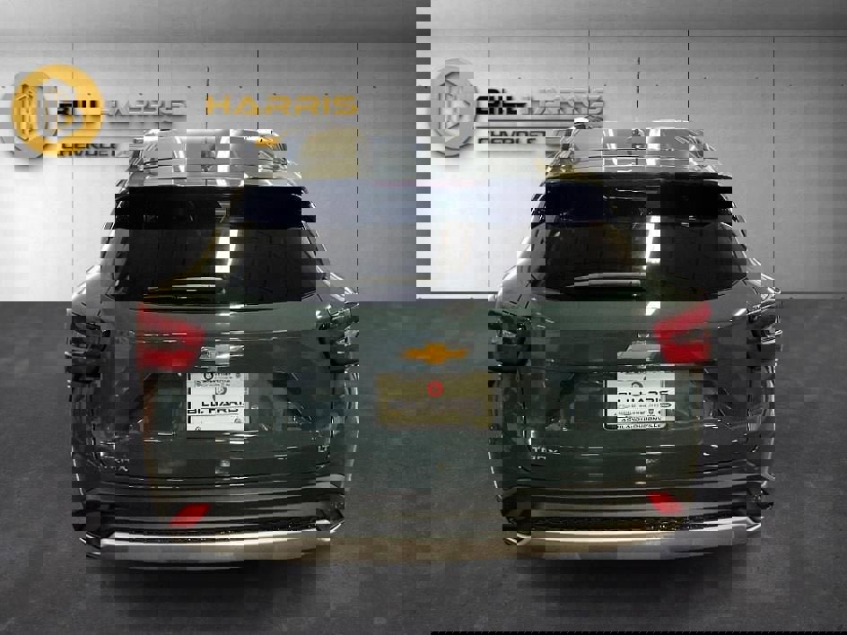 New 2026 Chevrolet Trax LT w/ Driver Confidence Package FWD image 11