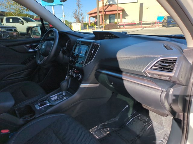 Used 2019 Subaru Forester Premium AWD/4WD image 22