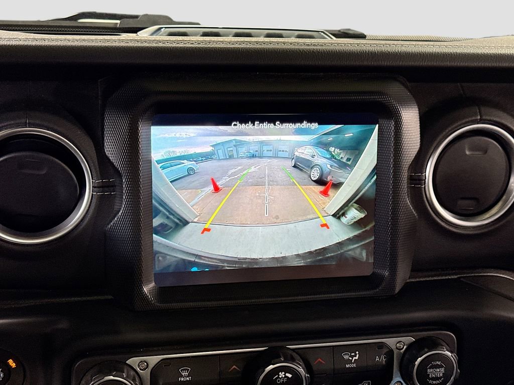 Used 2023 Jeep Wrangler Unlimited Sahara image 23