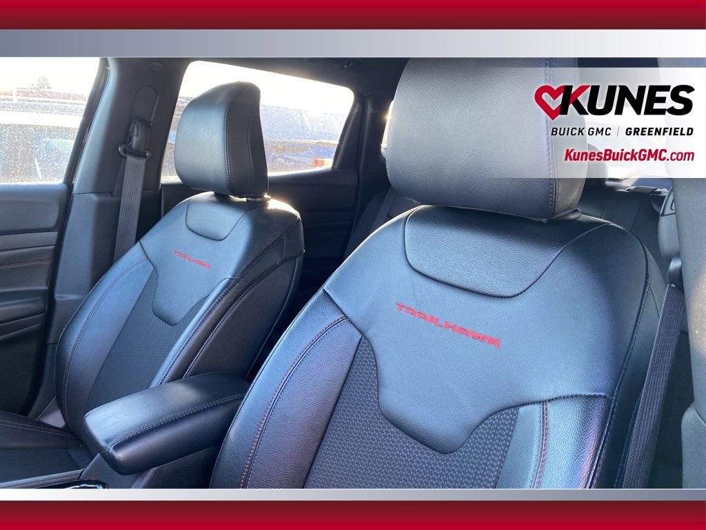 Used 2024 Jeep Compass Trailhawk image 18