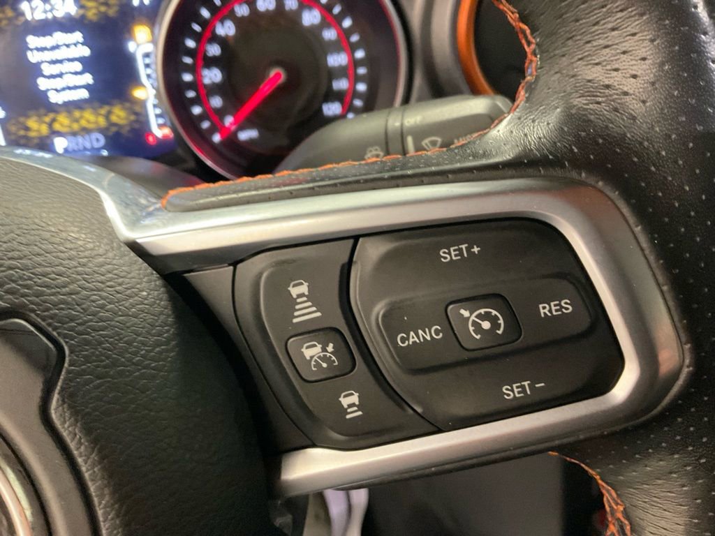 Used 2020 Jeep Gladiator Mojave w/ Dual Top Group AWD/4WD image 17