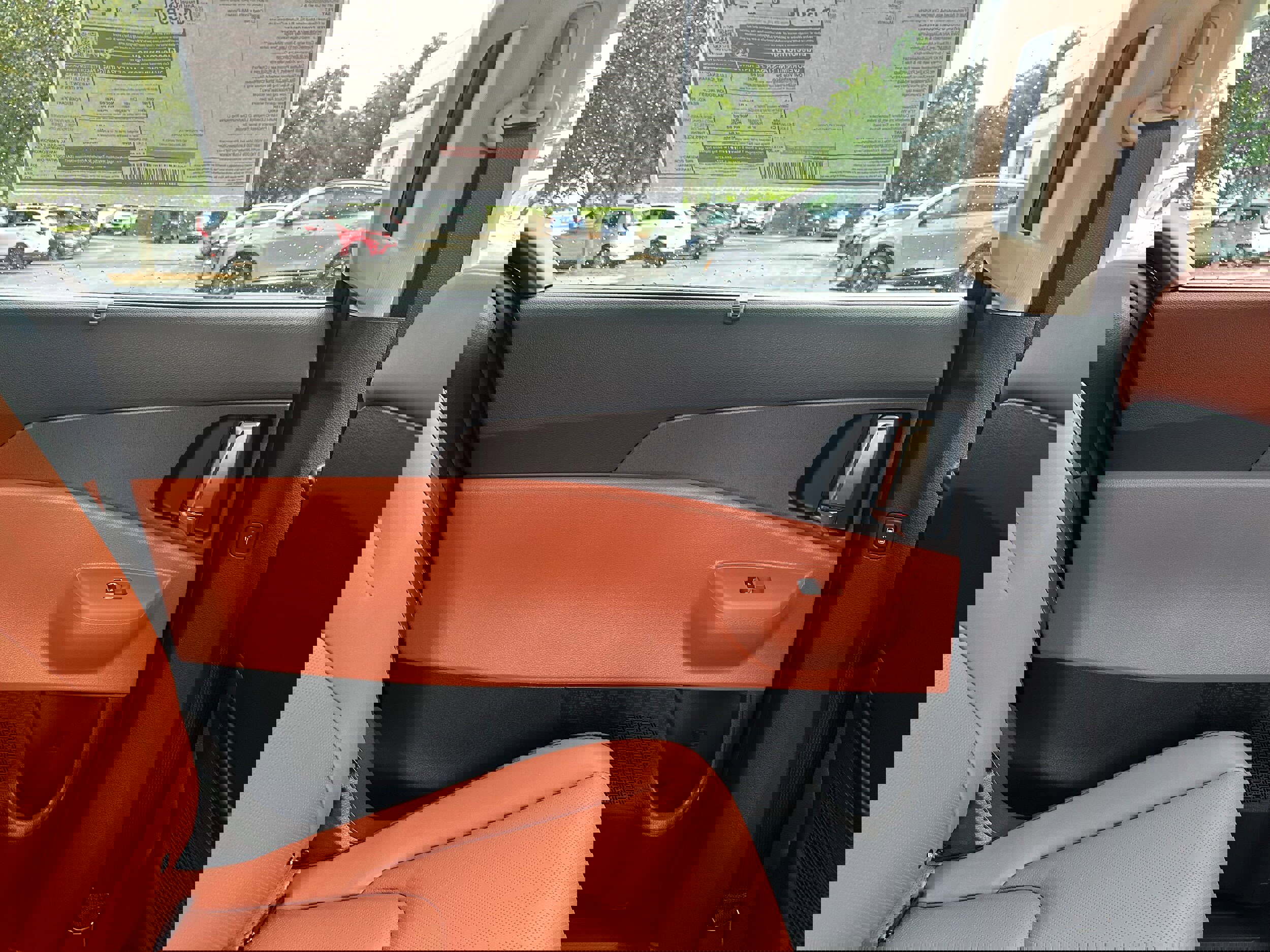 New 2026 Kia Carnival EX image 24