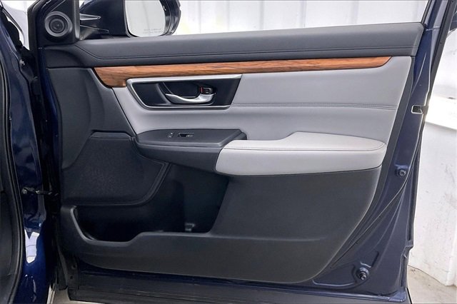 Used 2020 Honda CR-V Touring image 22