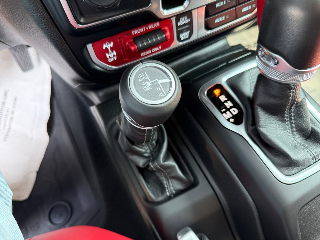 Used 2024 Jeep Wrangler Unlimited Rubicon 392 AWD/4WD image 49