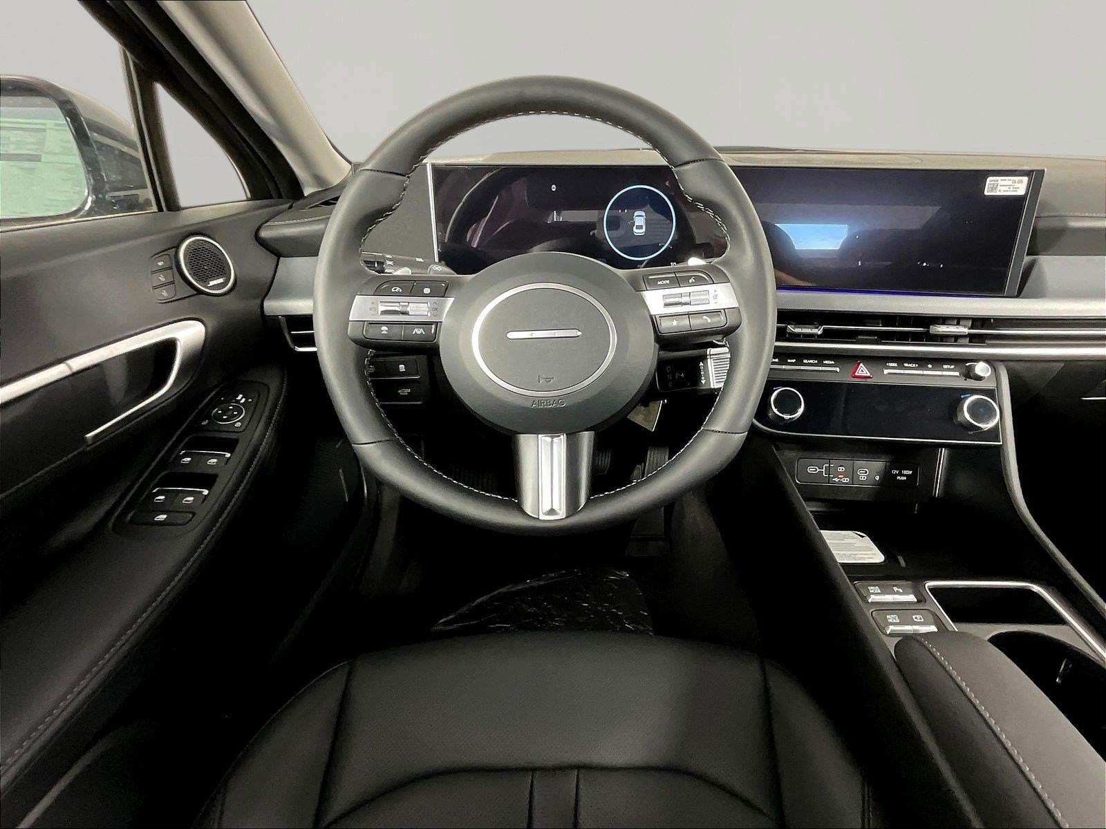 New 2026 Hyundai Sonata Limited FWD image 9