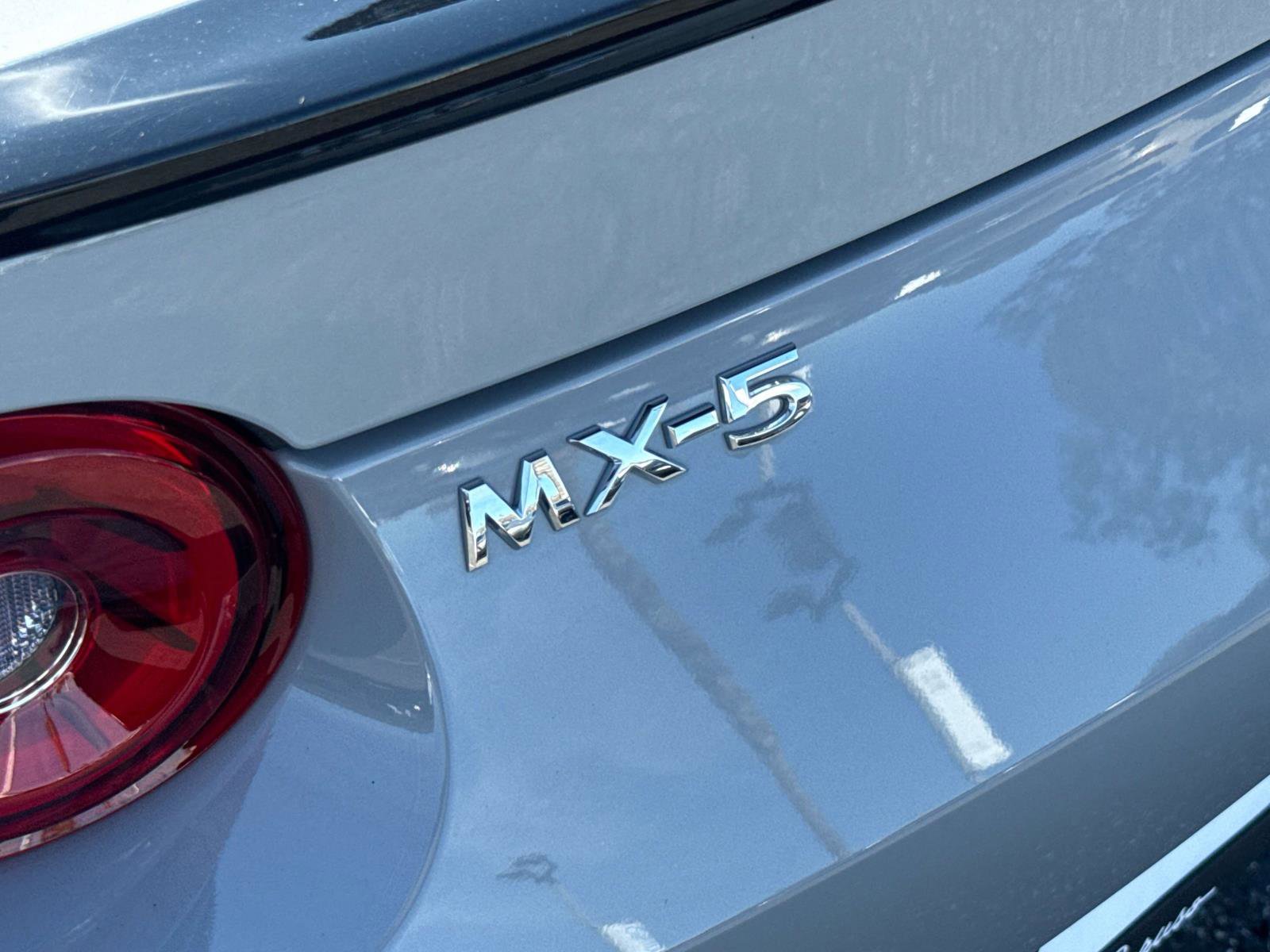 Certified 2024 MAZDA MX-5 Miata Club image 7