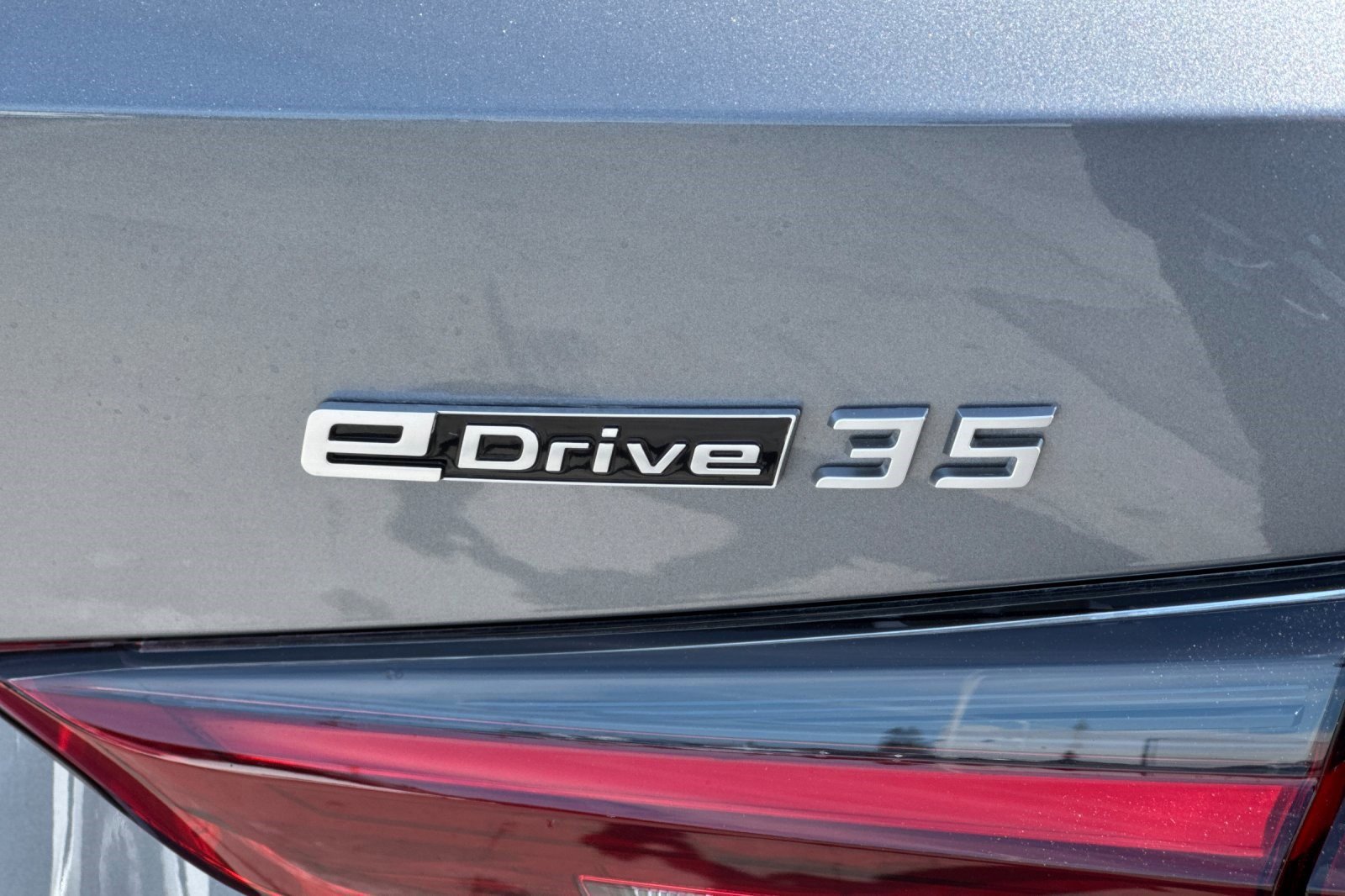 Used 2023 BMW i4 eDrive35 image 21