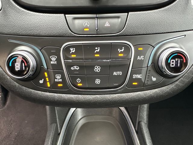 Used 2023 Chevrolet Malibu LT image 32