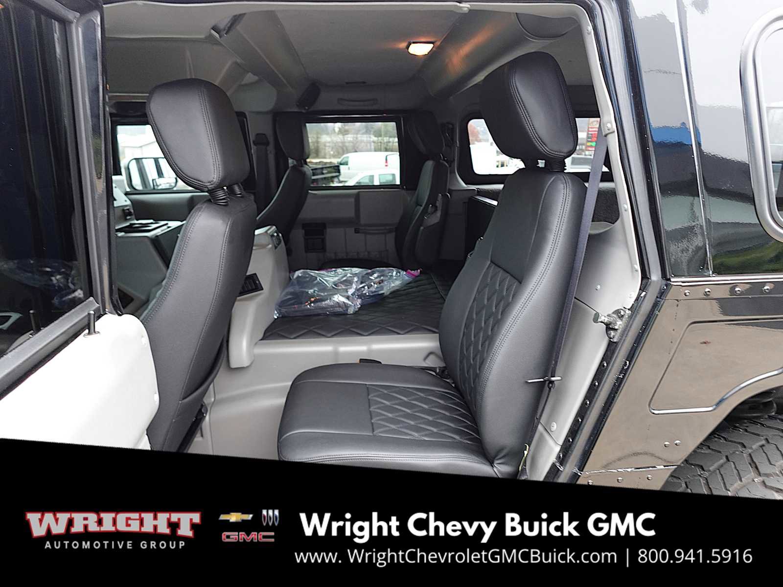 Used 2002 HUMMER H1 4-Door Wagon image 30