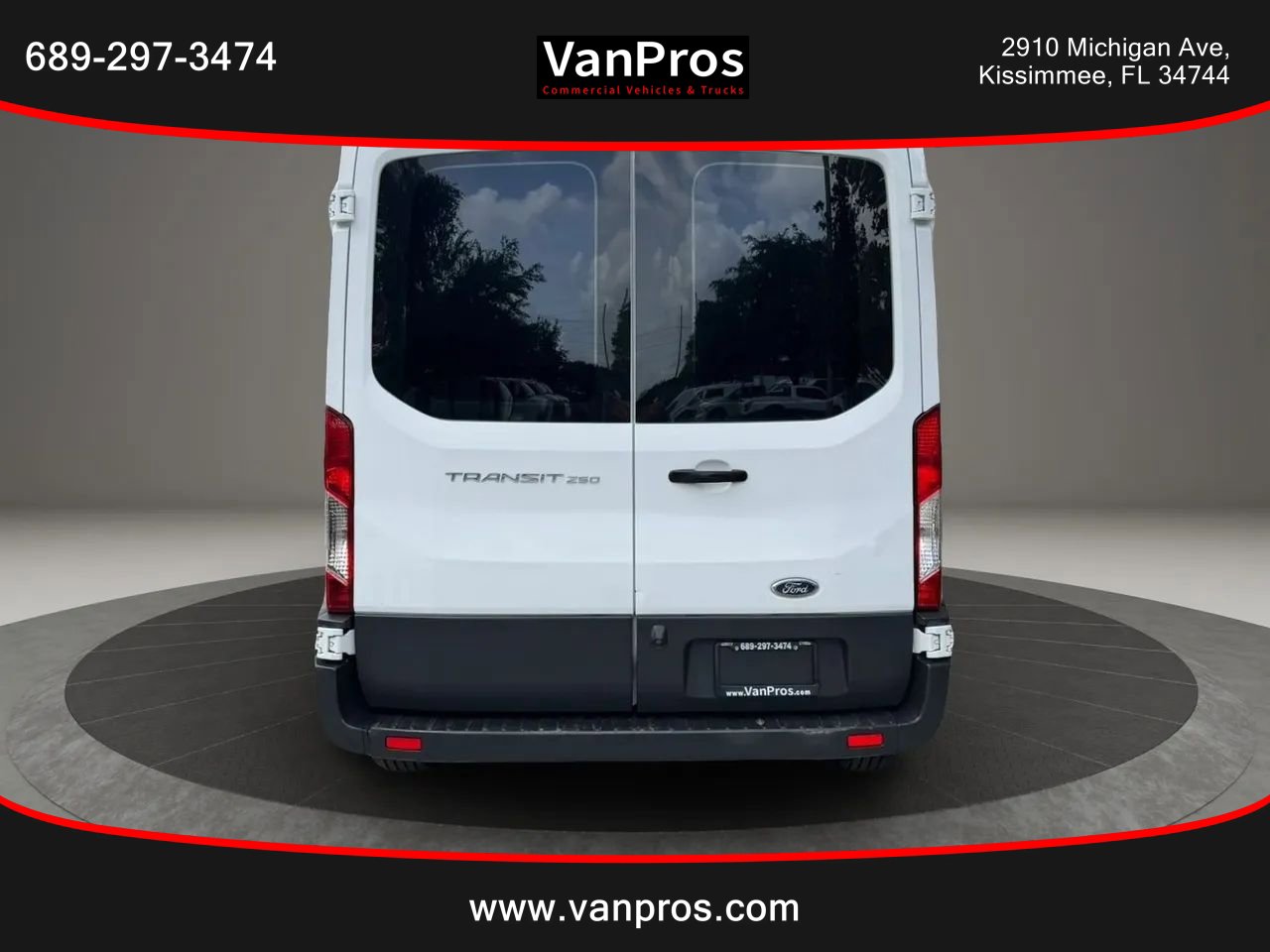 Used 2017 Ford Transit 250 130 Medium Roof RWD image 4