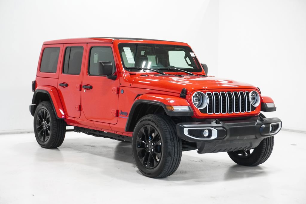Used 2025 Jeep Wrangler Unlimited Sahara w/ Safety Group image 4