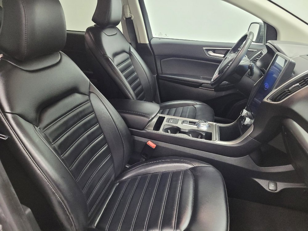 Used 2023 Ford Edge SEL image 21