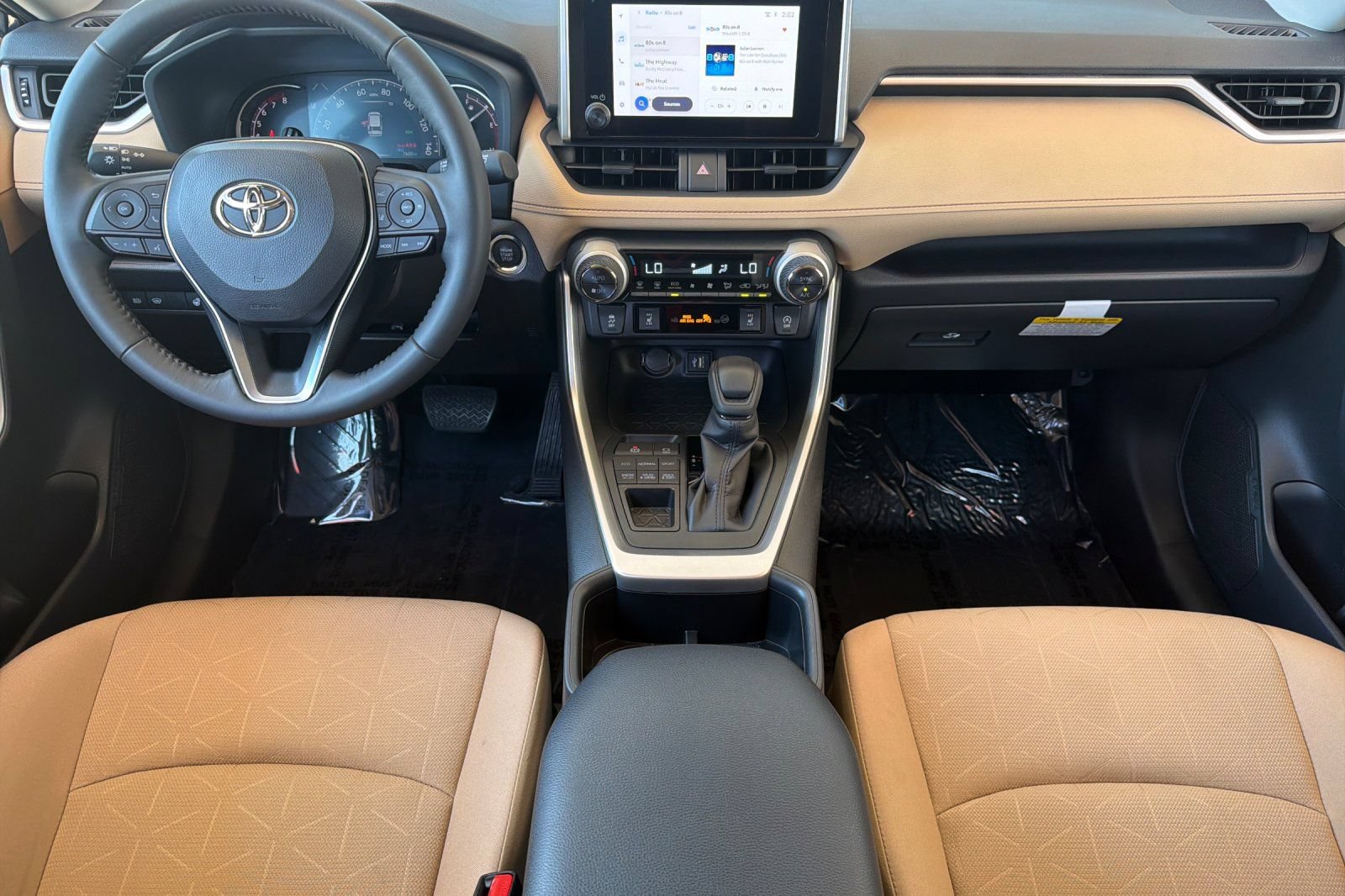 Certified 2024 Toyota RAV4 XLE w/ Weather Package AWD/4WD image 17