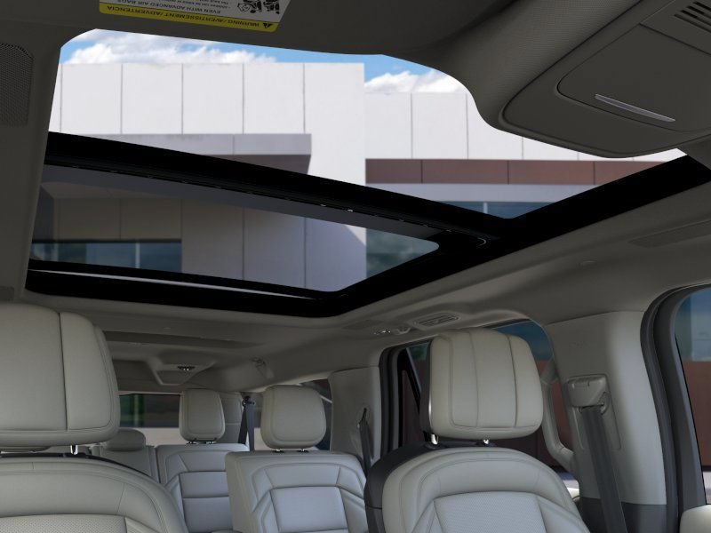 New 2026 Lincoln Navigator L Reserve AWD/4WD image 22