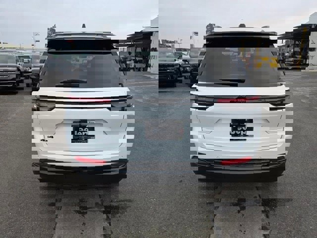 New 2025 Jeep Grand Cherokee Limited image 6