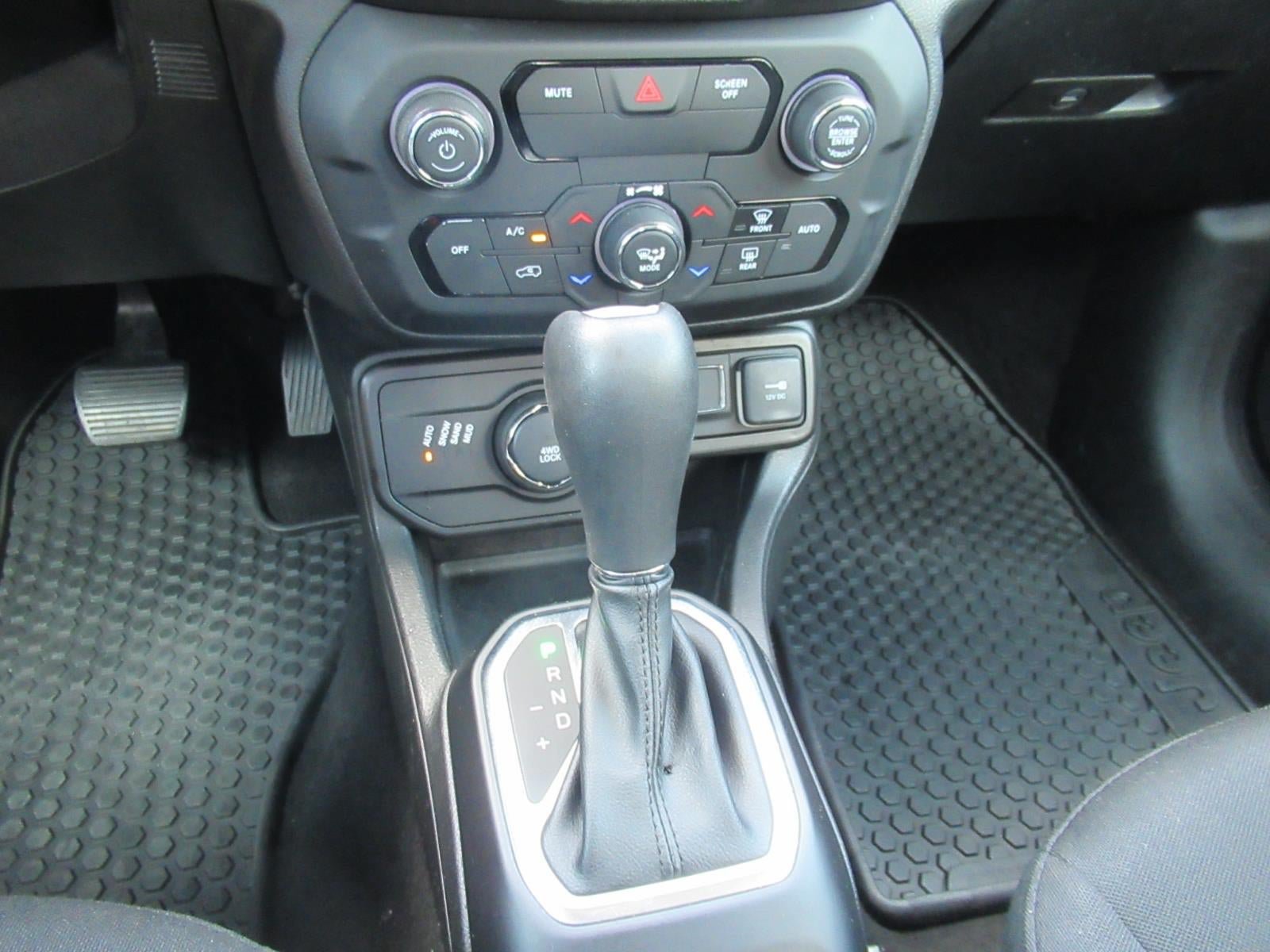 Used 2018 Jeep Renegade Sport w/ Power & Air Group AWD/4WD image 28