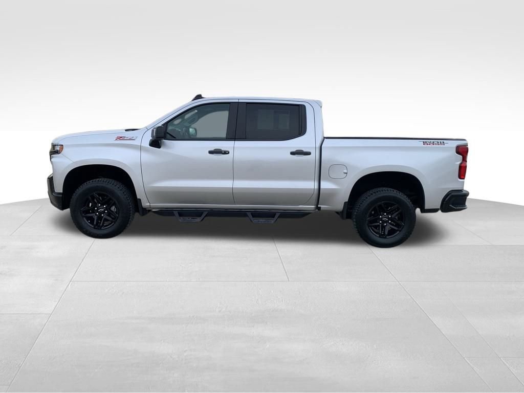 Used 2021 Chevrolet Silverado 1500 LT Trail Boss w/ Convenience Package II image 3