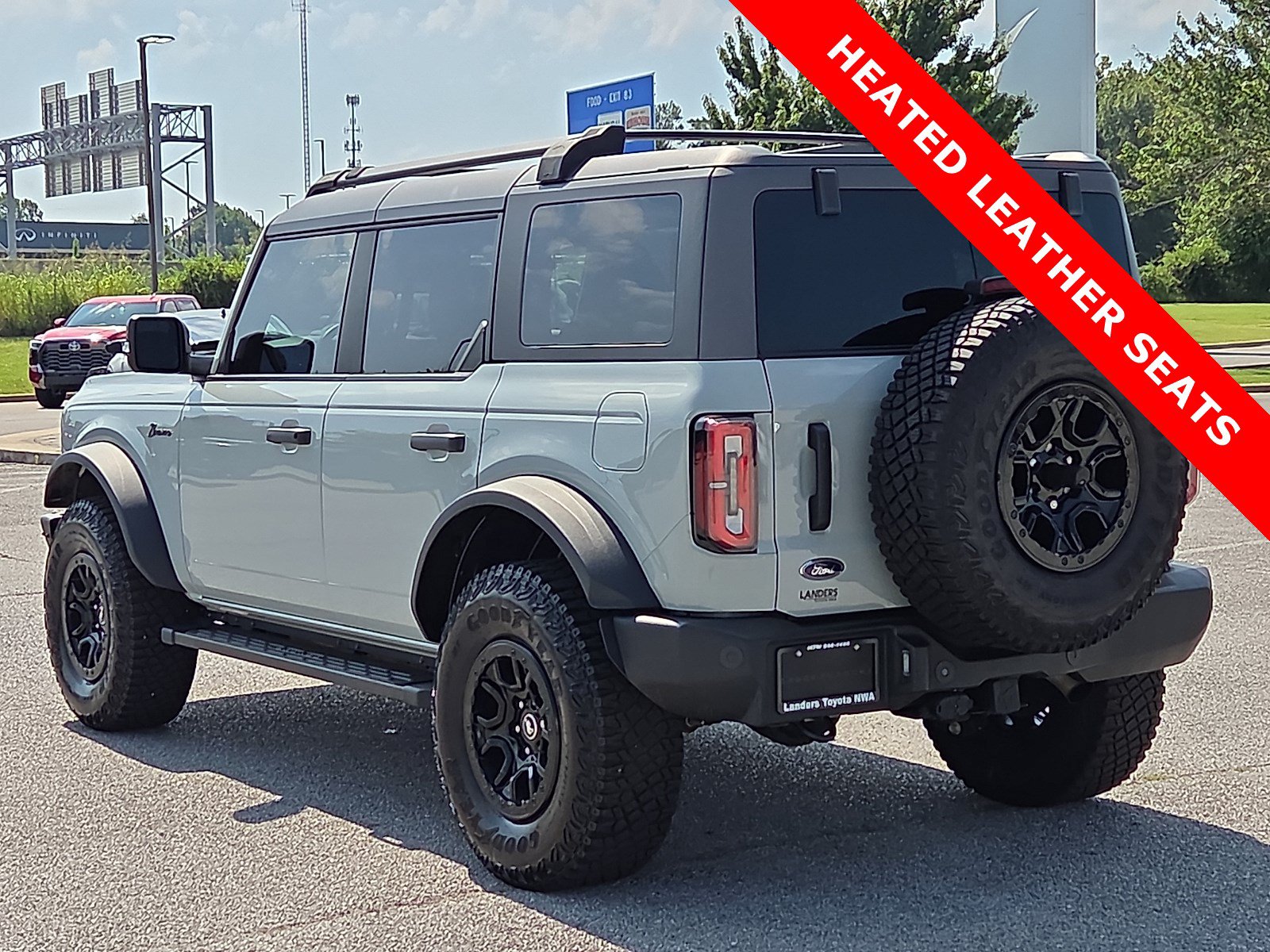 Used 2024 Ford Bronco Wildtrak AWD/4WD image 4