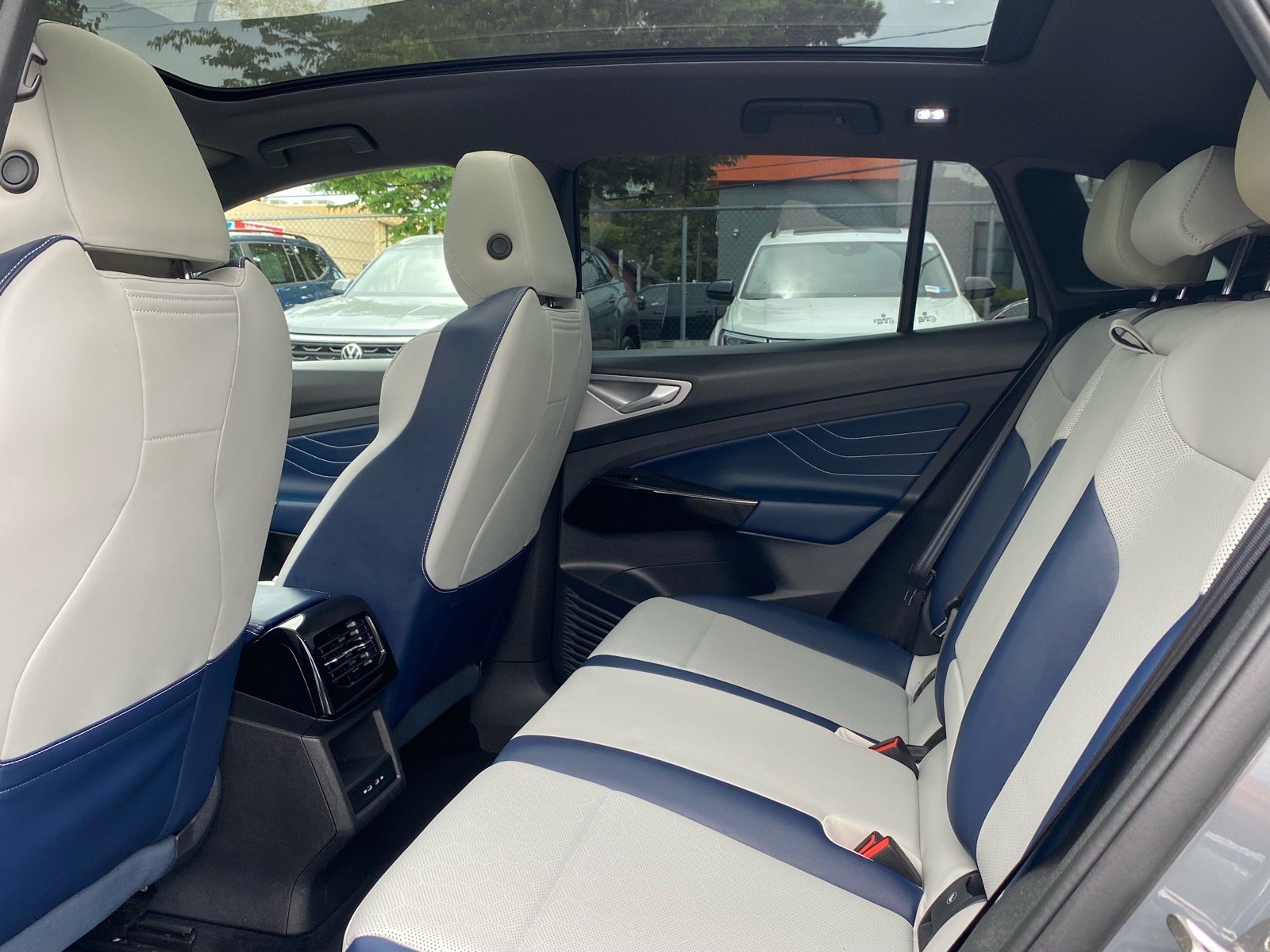 Certified 2024 Volkswagen ID.4 S RWD image 19