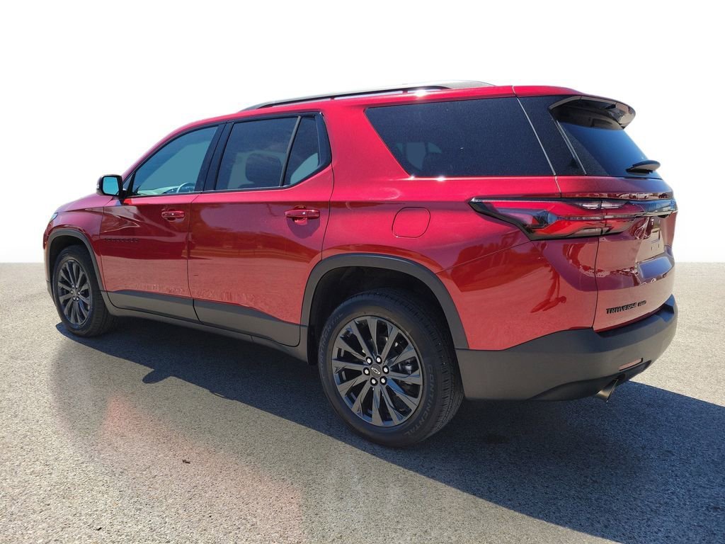 Used 2023 Chevrolet Traverse RS AWD/4WD image 3