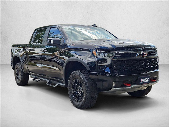 Used 2025 Chevrolet Silverado 1500 ZR2 w/ Technology Package AWD/4WD image 3
