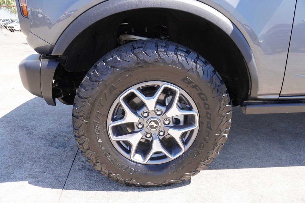 Certified 2025 Ford Bronco Badlands AWD/4WD image 27