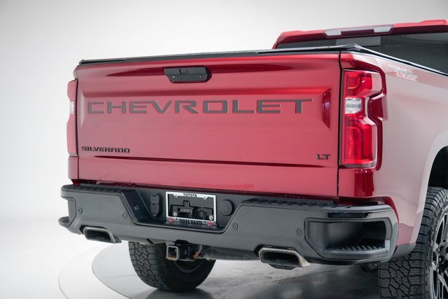 Used 2021 Chevrolet Silverado 1500 LT Trail Boss w/ Convenience Package II image 13