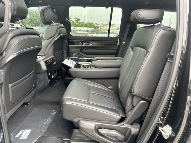 New 2024 Jeep Grand Wagoneer L 4WD image 19