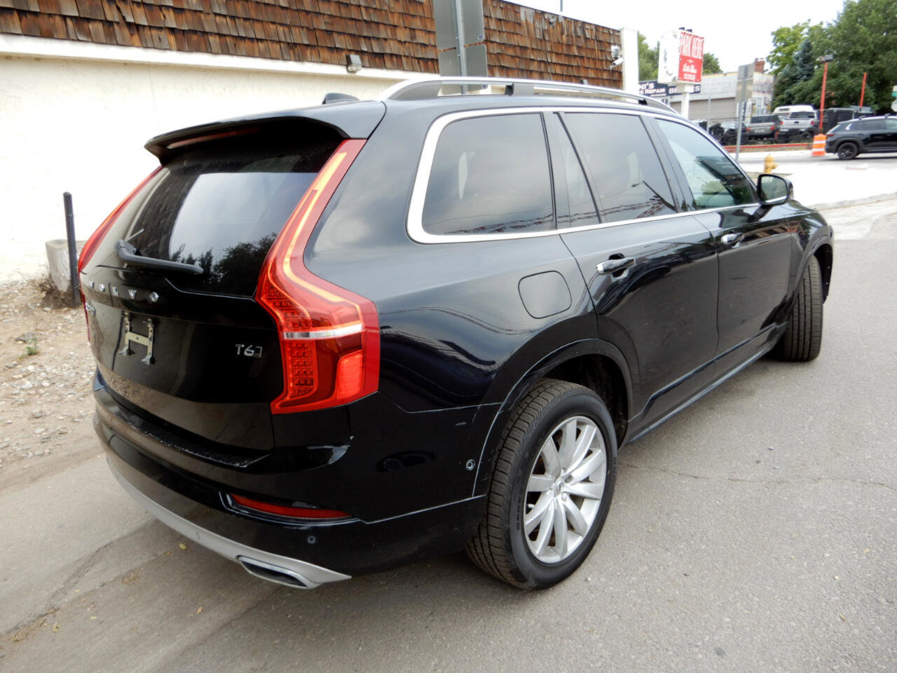 Used 2019 Volvo XC90 T6 Momentum w/ Advanced Package image 5