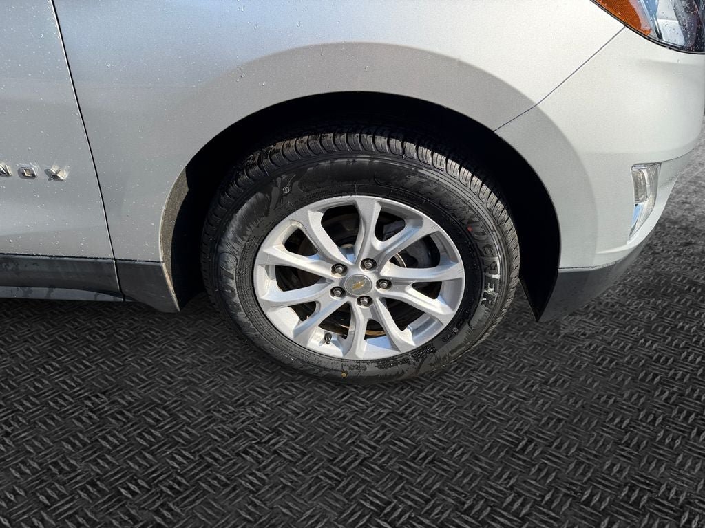Used 2021 Chevrolet Equinox LS FWD image 11