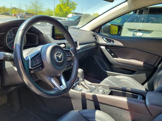 Used 2017 MAZDA MAZDA3 Touring image 11