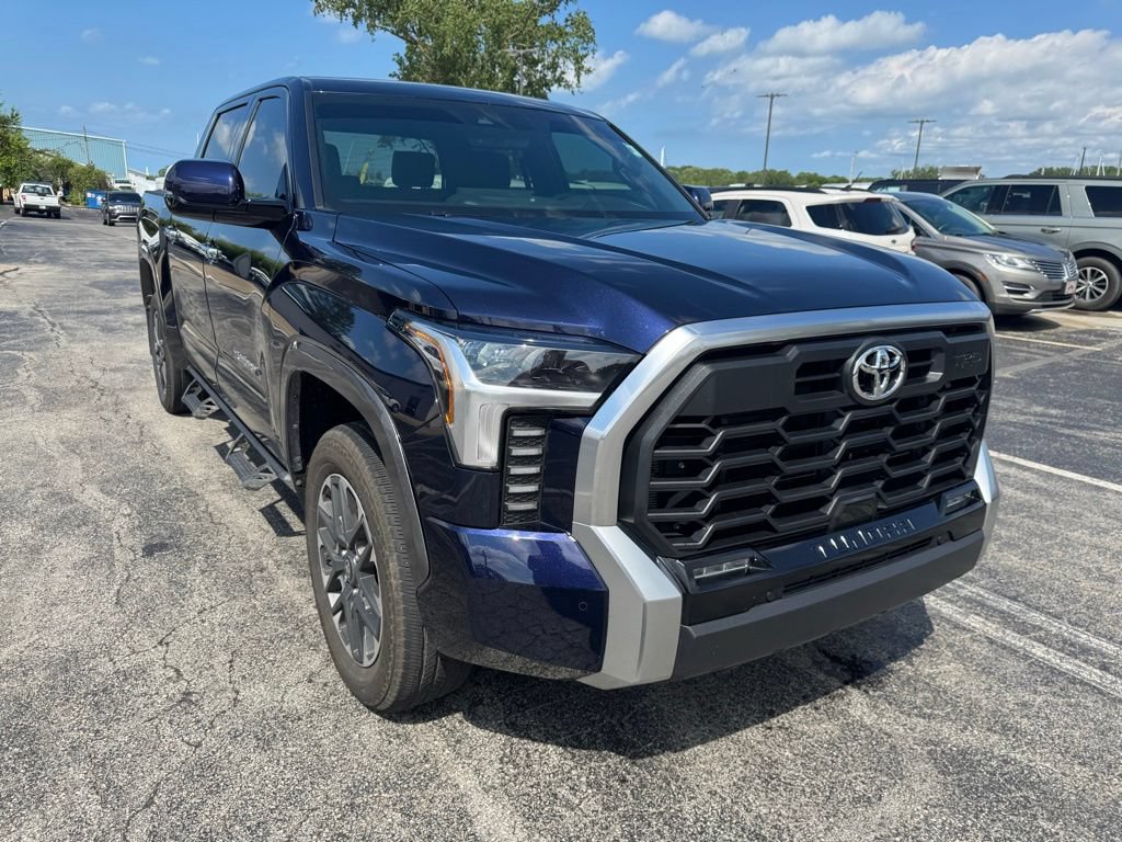Used 2026 Toyota Tundra Limited AWD/4WD image 52