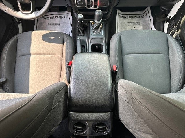 Used 2021 Jeep Gladiator Willys image 16