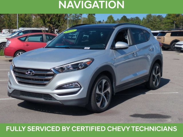 Used 2016 Hyundai Tucson Limited w/ Option Group 03 FWD image 10