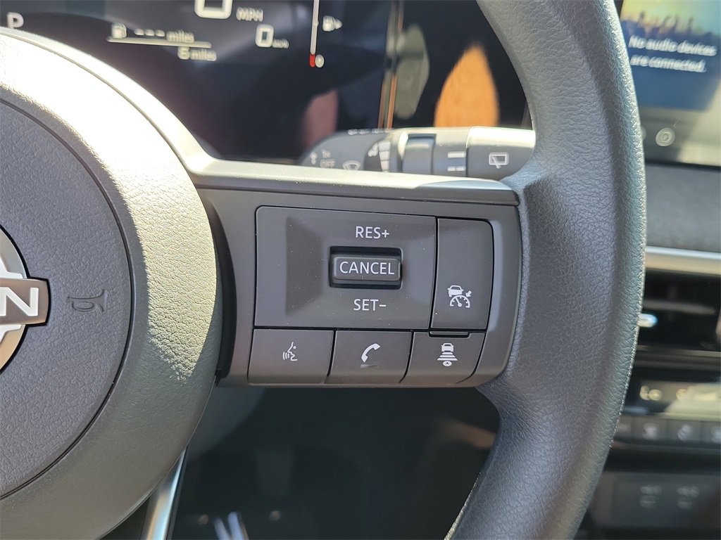 New 2026 Nissan Kicks SV w/ Illumination Package image 7