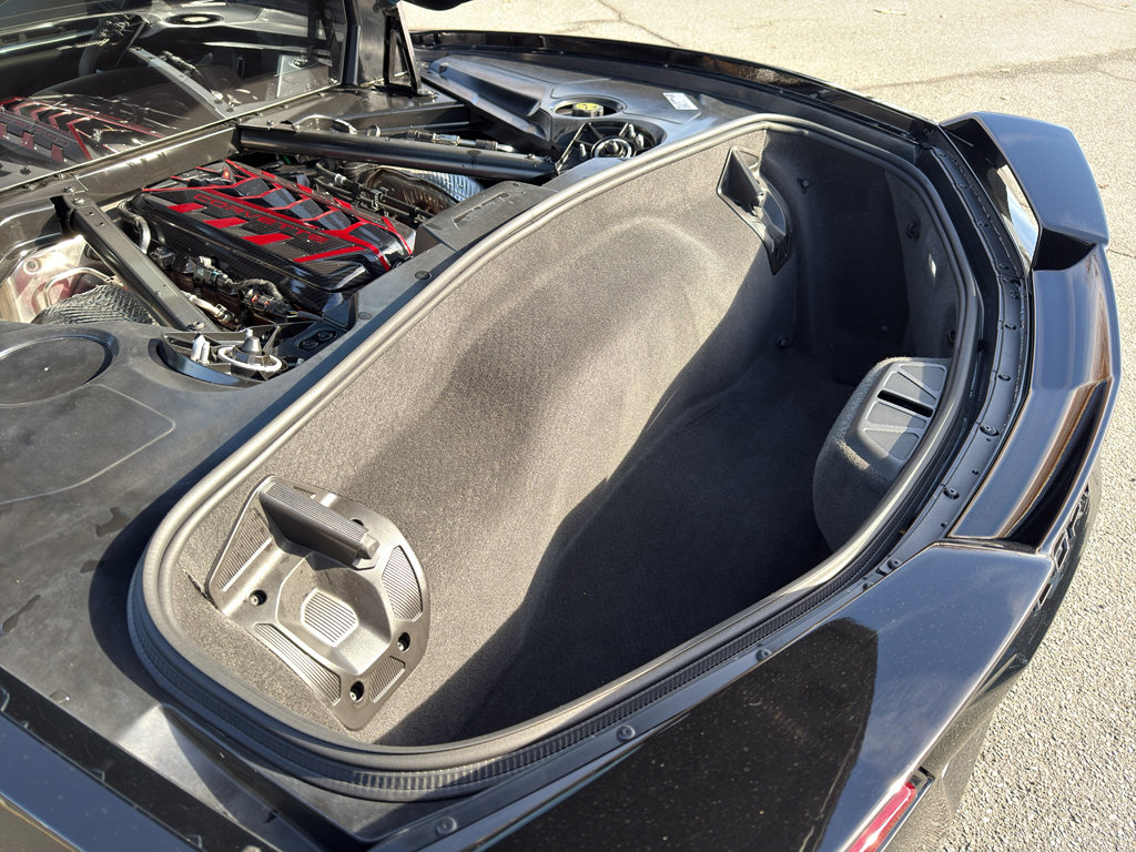 Used 2024 Chevrolet Corvette Stingray Preferred Cpe w/ 2LT image 30