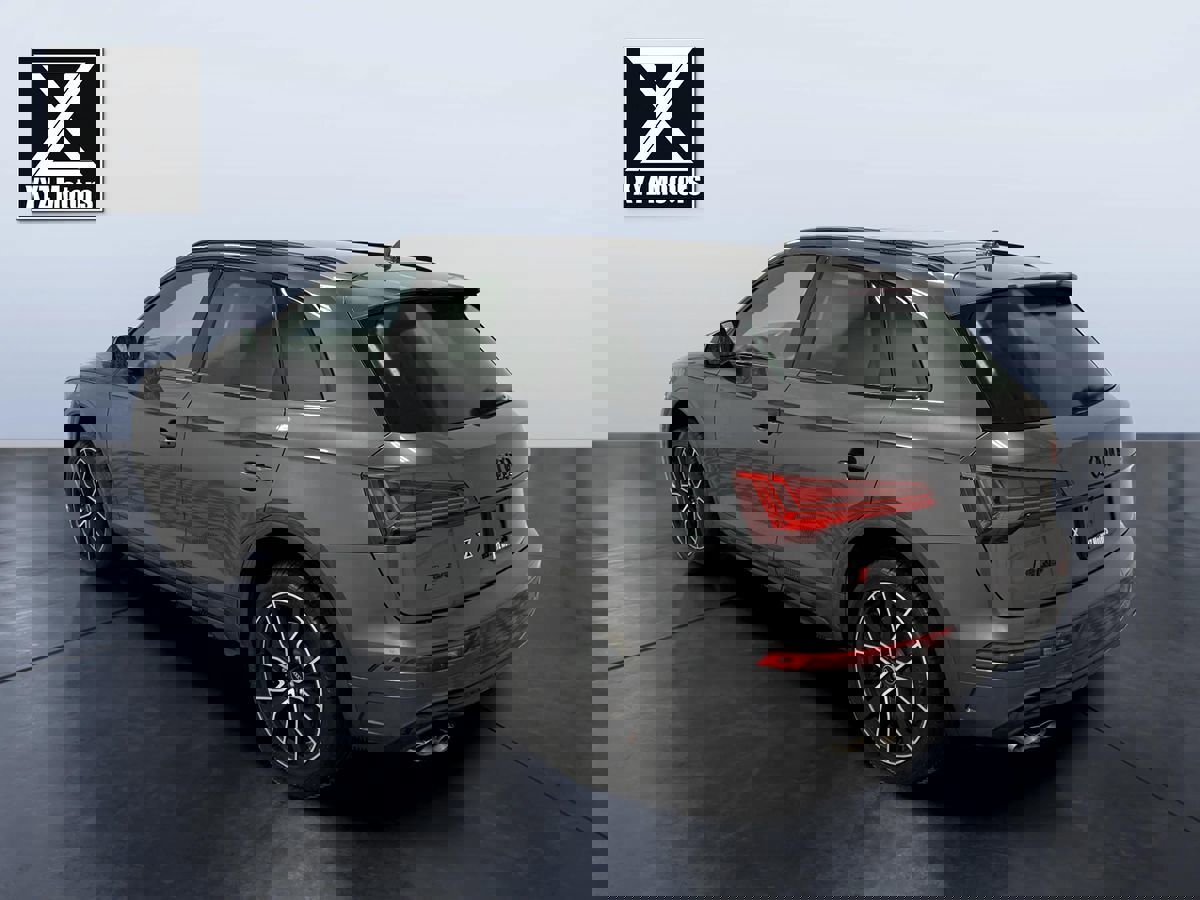 Used 2023 Audi SQ5 Premium Plus w/ Premium Plus Package image 4