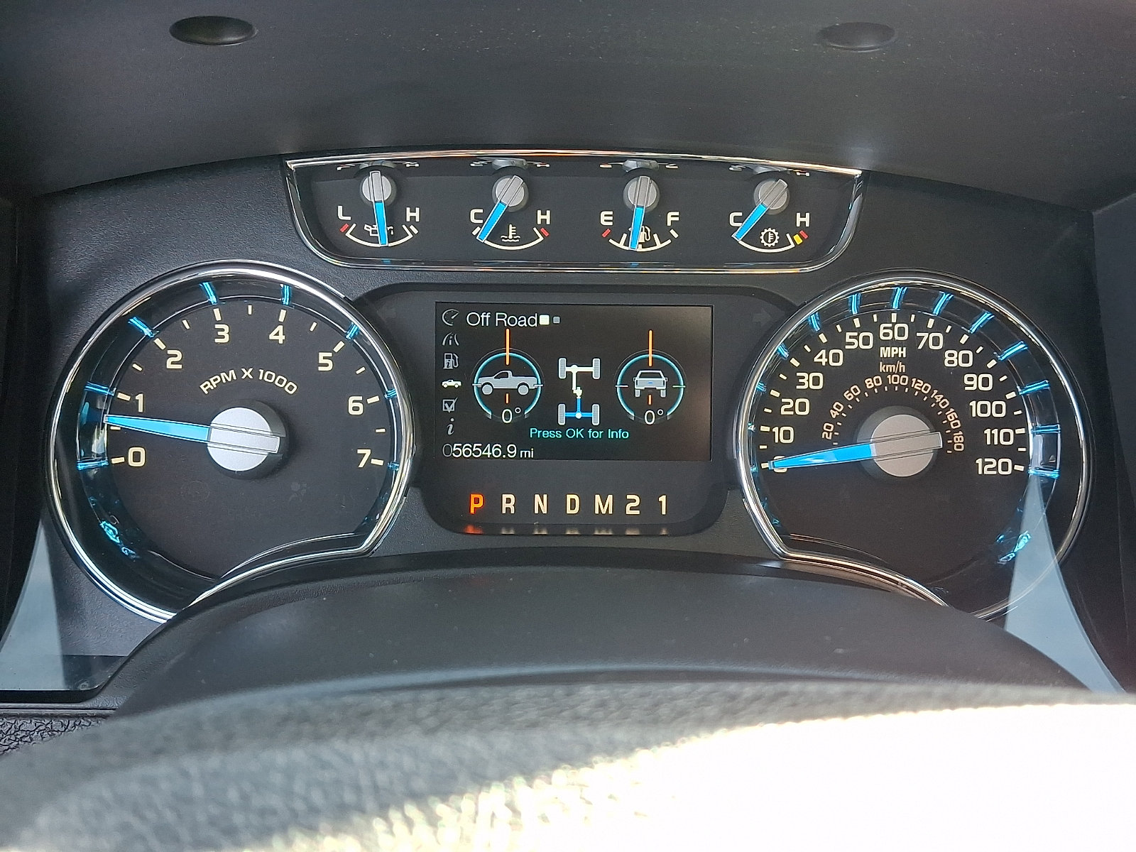 Used 2014 Ford F150 Lariat w/ Equipment Group 502A Luxury AWD/4WD image 25