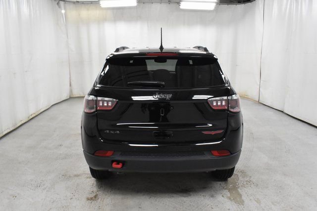 Used 2024 Jeep Compass Trailhawk image 6