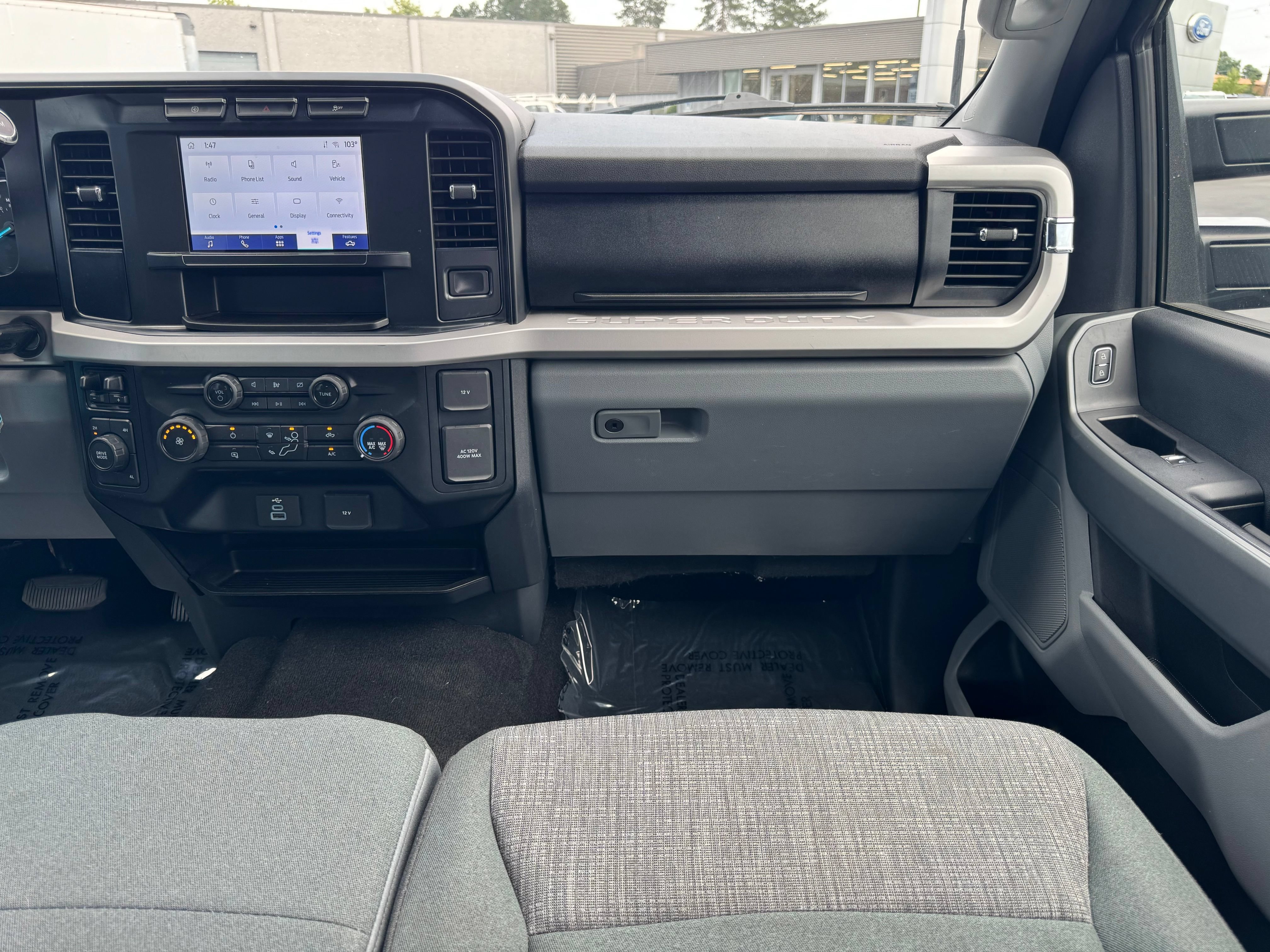 Used 2024 Ford F350 XLT AWD/4WD image 23
