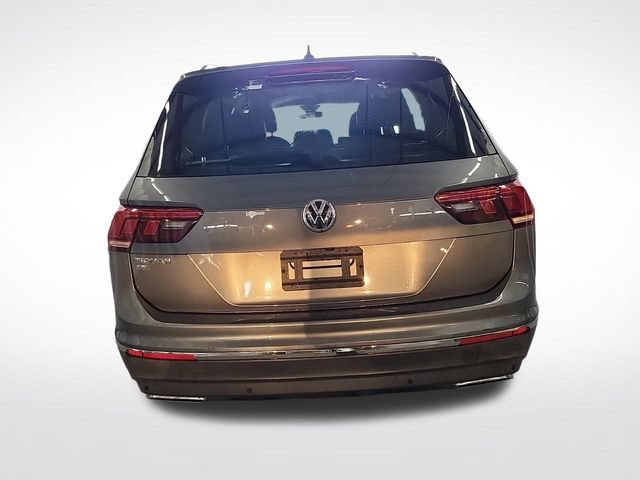 Used 2020 Volkswagen Tiguan SEL FWD image 8