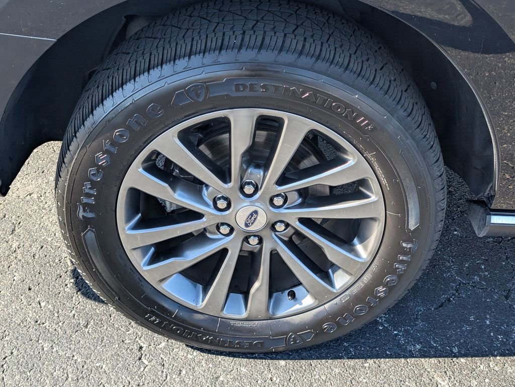 Used 2020 Ford Expedition Limited image 27