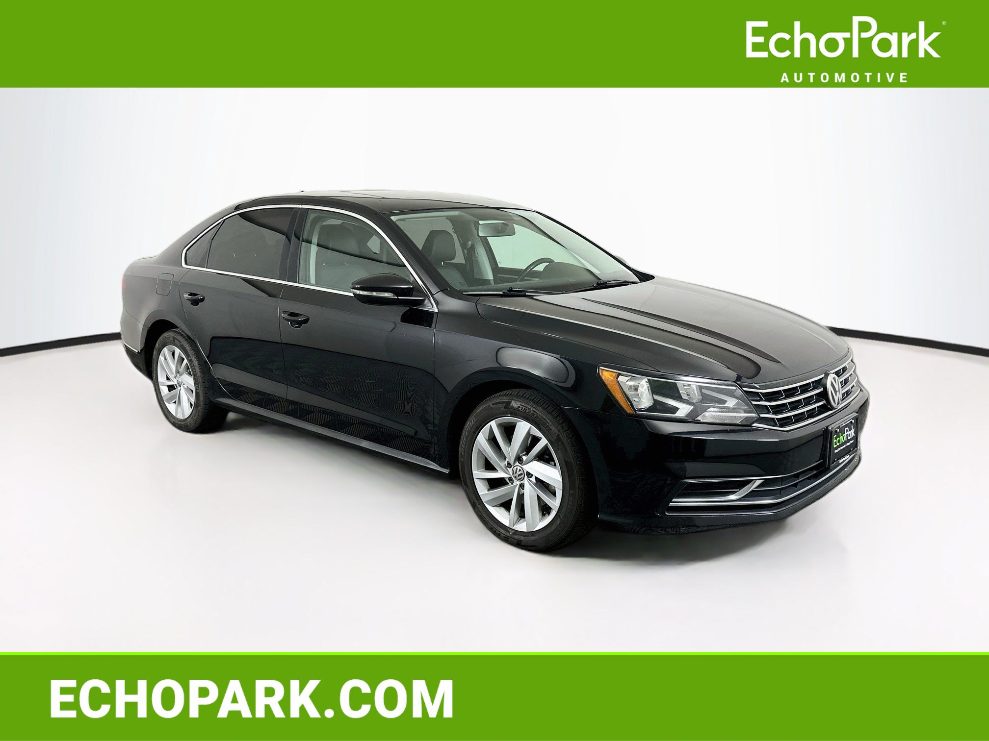 Used 2018 Volkswagen Passat 2.0T SE