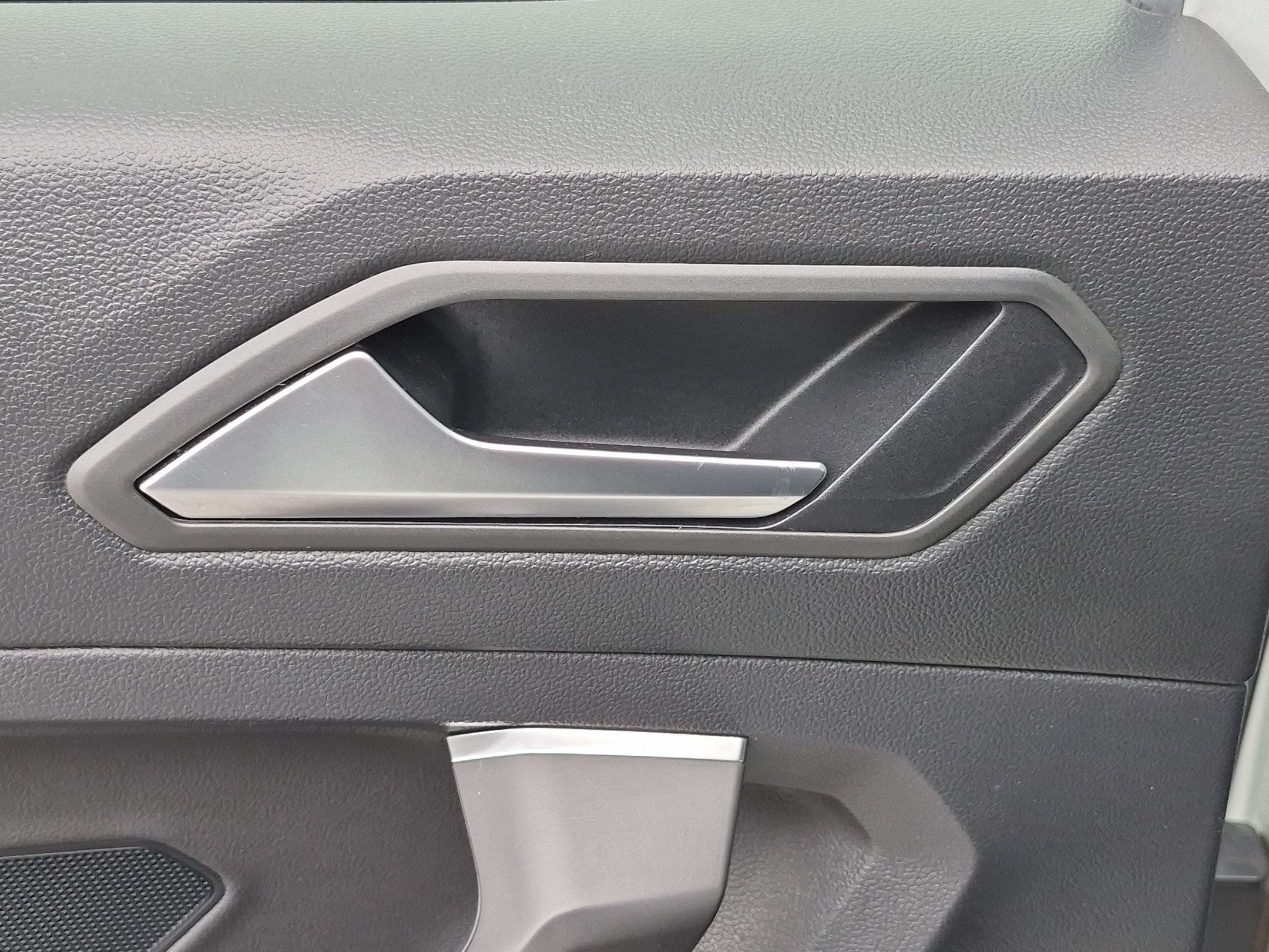 Used 2022 Volkswagen Tiguan S FWD image 26