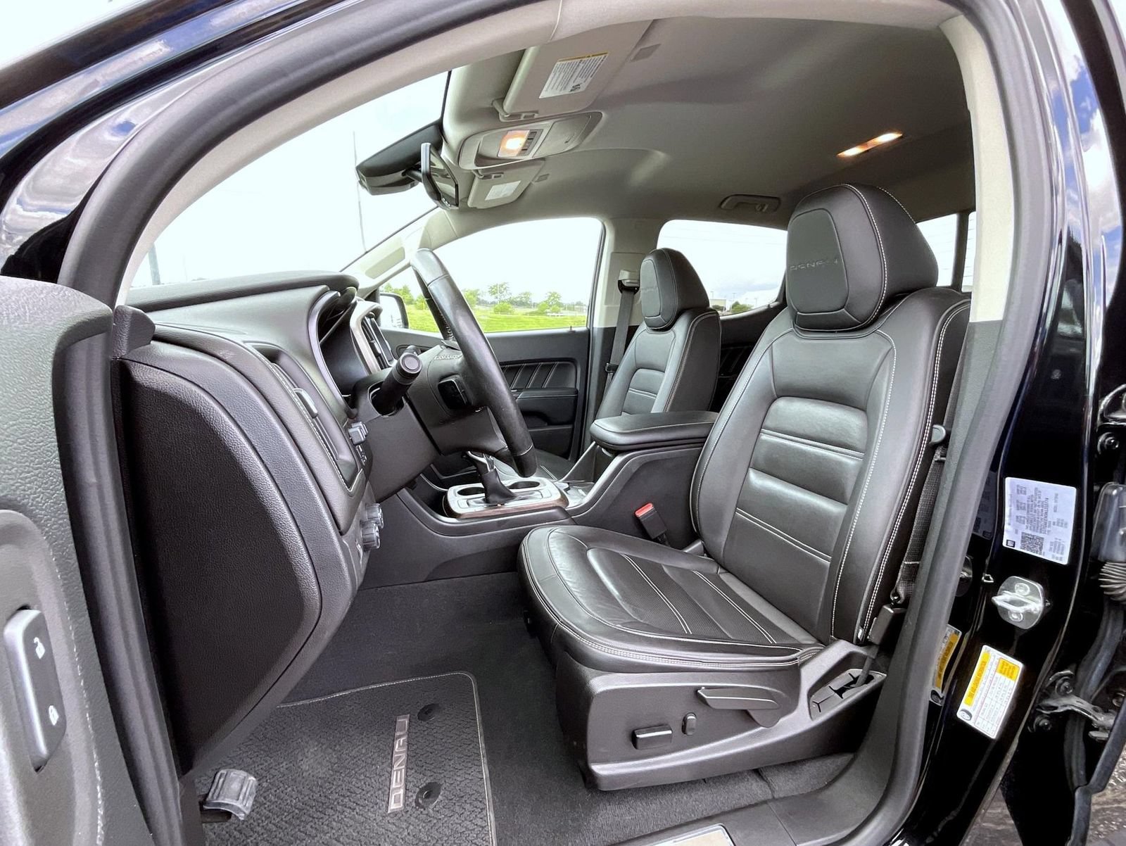 Certified 2022 GMC Canyon Denali AWD/4WD image 10
