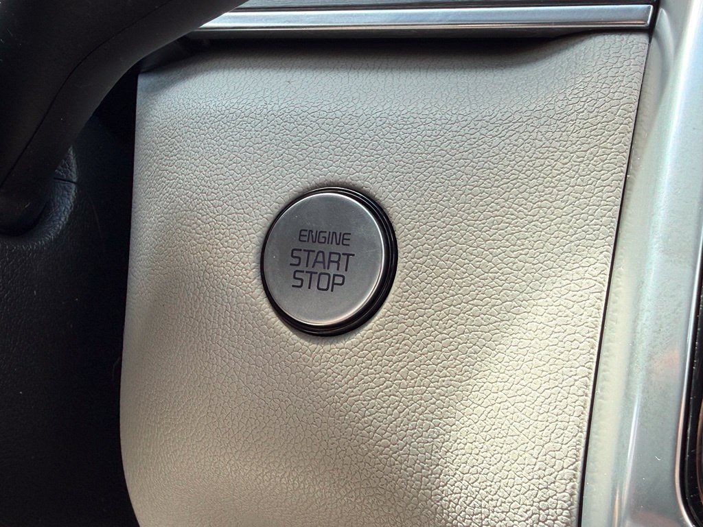 Used 2023 Kia Sorento SX FWD image 12